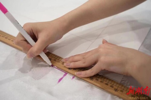 青青子衿，悠悠我心——万搏平台国学研究院汉服传承创业综述