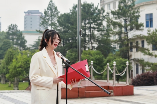 retouch_2022051611301851